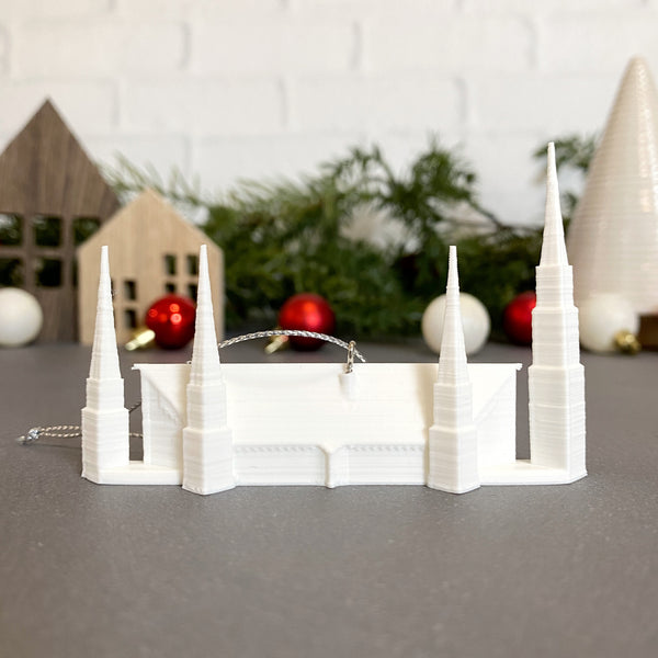 Chicago Illinois Christmas Tree Ornament