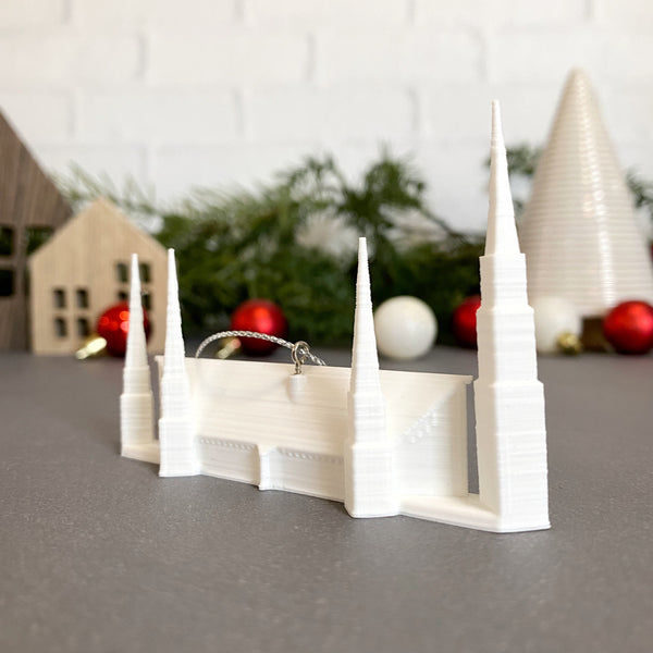 Chicago Illinois Christmas Tree Ornament