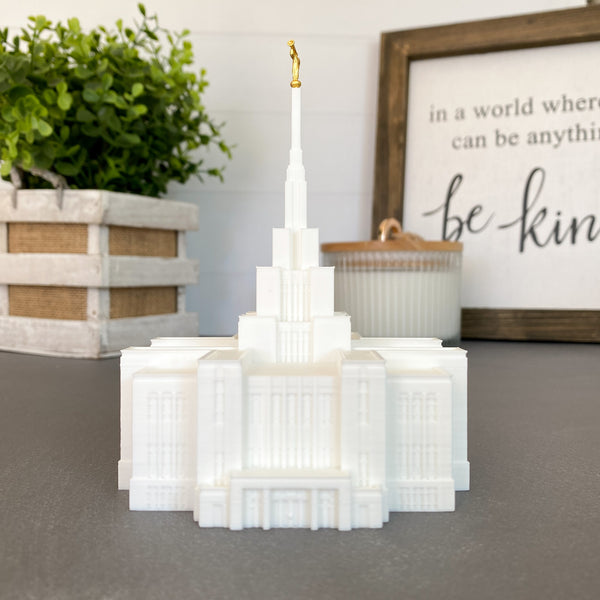 Saratoga Springs Utah Temple Statue