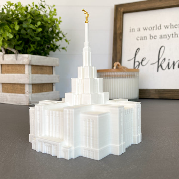 Saratoga Springs Utah Temple Statue