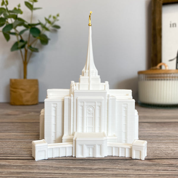 Gilbert Arizona Temple Statue