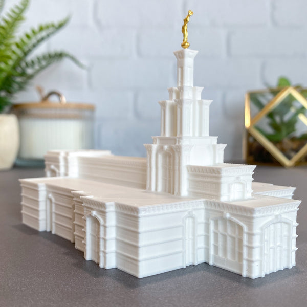 Columbia River Washington Temple Statue