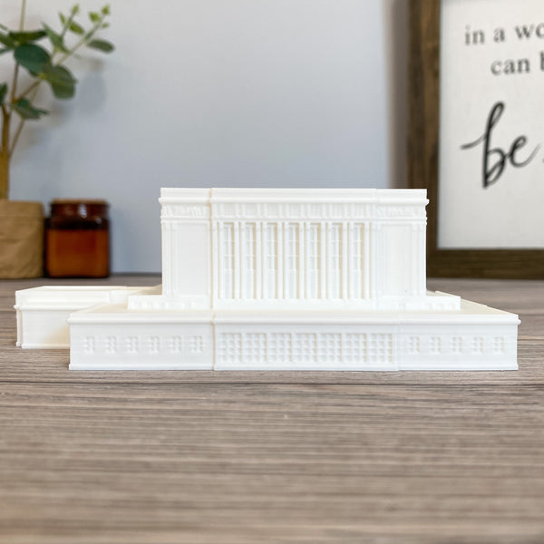 Mesa Arizona Temple Statue