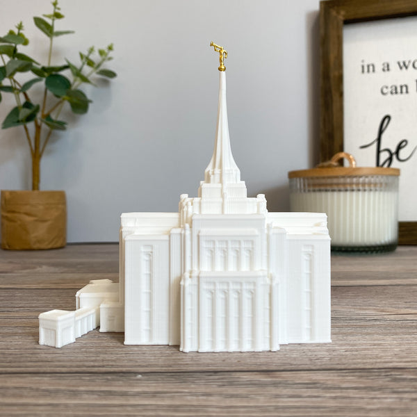 Gilbert Arizona Temple Statue