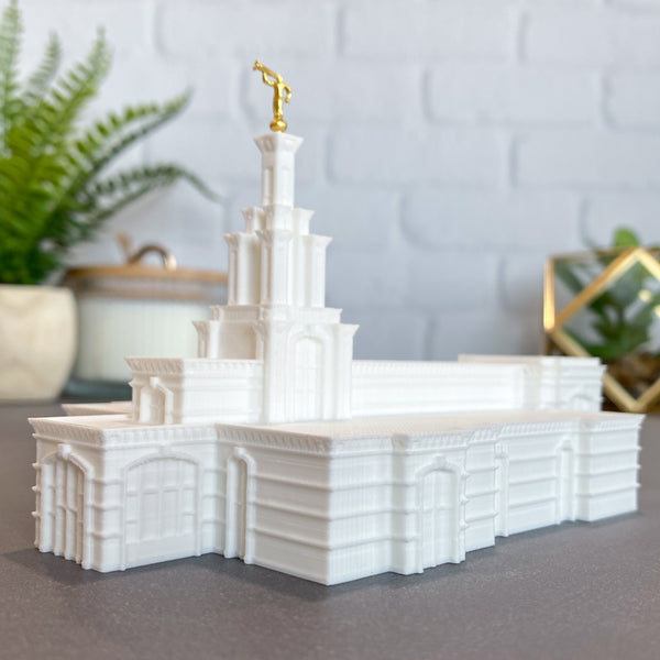 Columbia River Washington Temple Statue